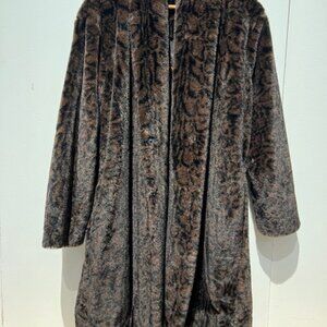 Johnny Was faux fur leopard coat, generous Size Medium, never worn